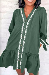 Contrast Ricrac Trim Button V Neck Knotted Bracelet Sleeve Shift Dress