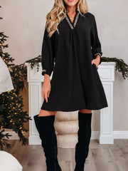 Contrast Trim Bracelet Sleeve Shift Mini Dress