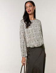 Leopard Print Elasticated Hem Blouse