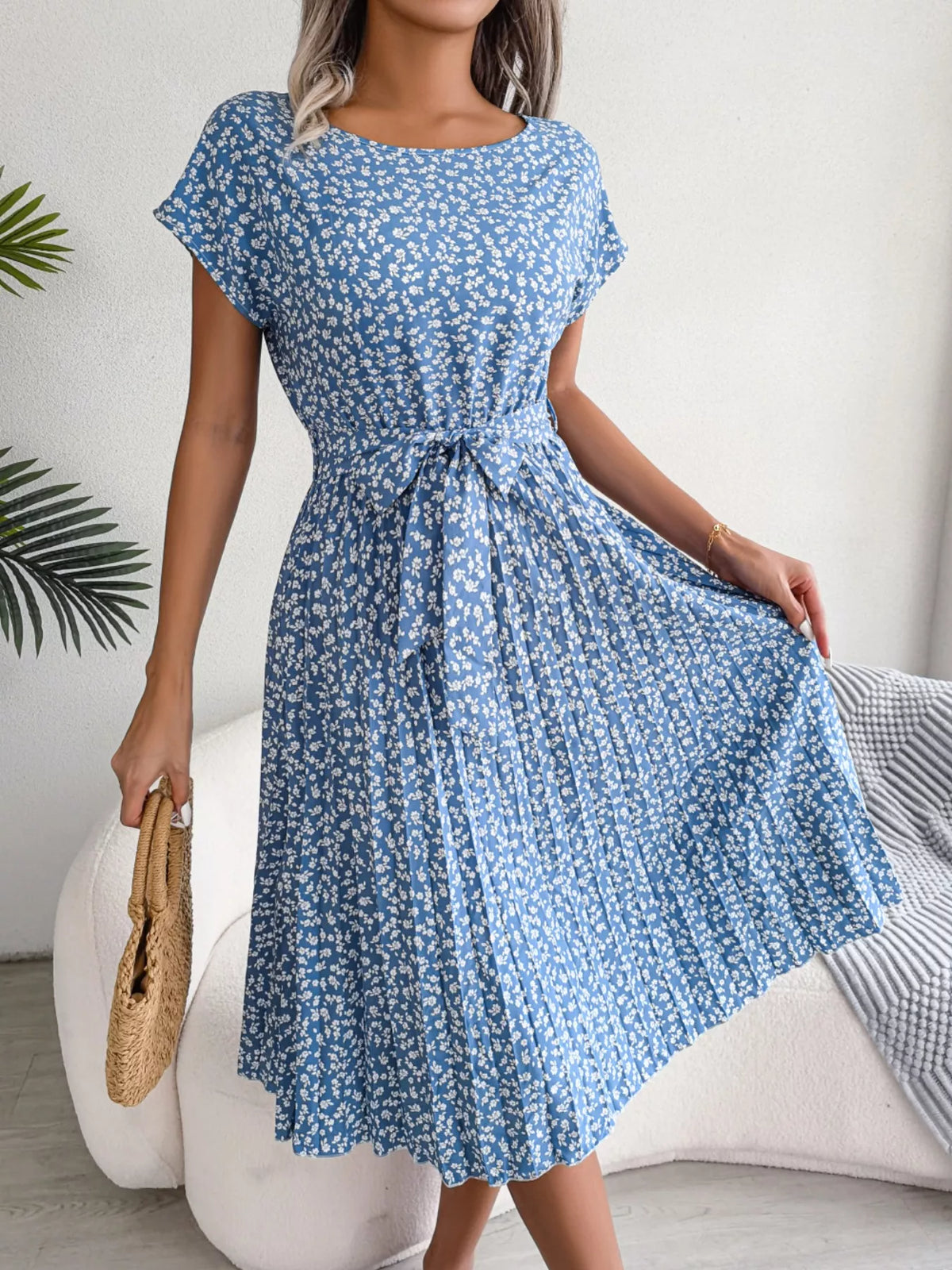 Floral Print Pleated Midi Dress with Belt